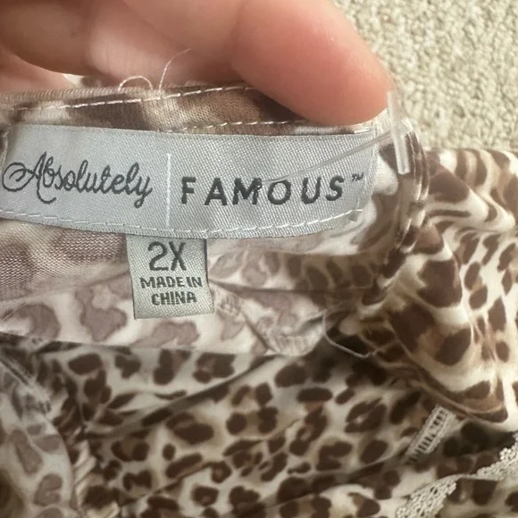 Absolutely Famous Tan and Cream Boxy Blouse size 2X - Picture 5 of 7